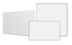 Drei wei&szlig;e LED-Panels in unterschiedlichen Formaten vor grauem Hintergrund.