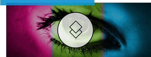 Nahaufnahme eines Auges mit farbigen Bereichen in Pink, Gr&uuml;n und Blau, im Vordergrund ein Symbol mit zwei &uuml;berlagerten Quadraten.